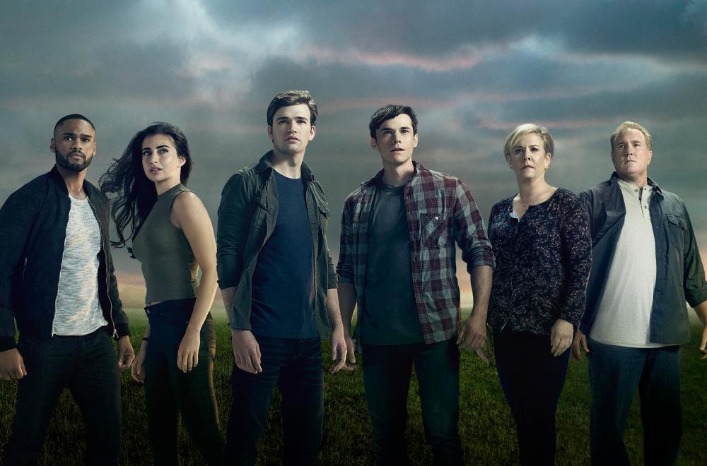 BEYOND - Freeform's "Beyond" stars Jeff Pierre as Jeff, Dilan Gwyn as Willa, Burkely Duffield as Holden, Jonathan Whitesell as Luke, Romy Rosemont as Diane, Michael McGrady as Tom. (Freeform/Nino Munoz)